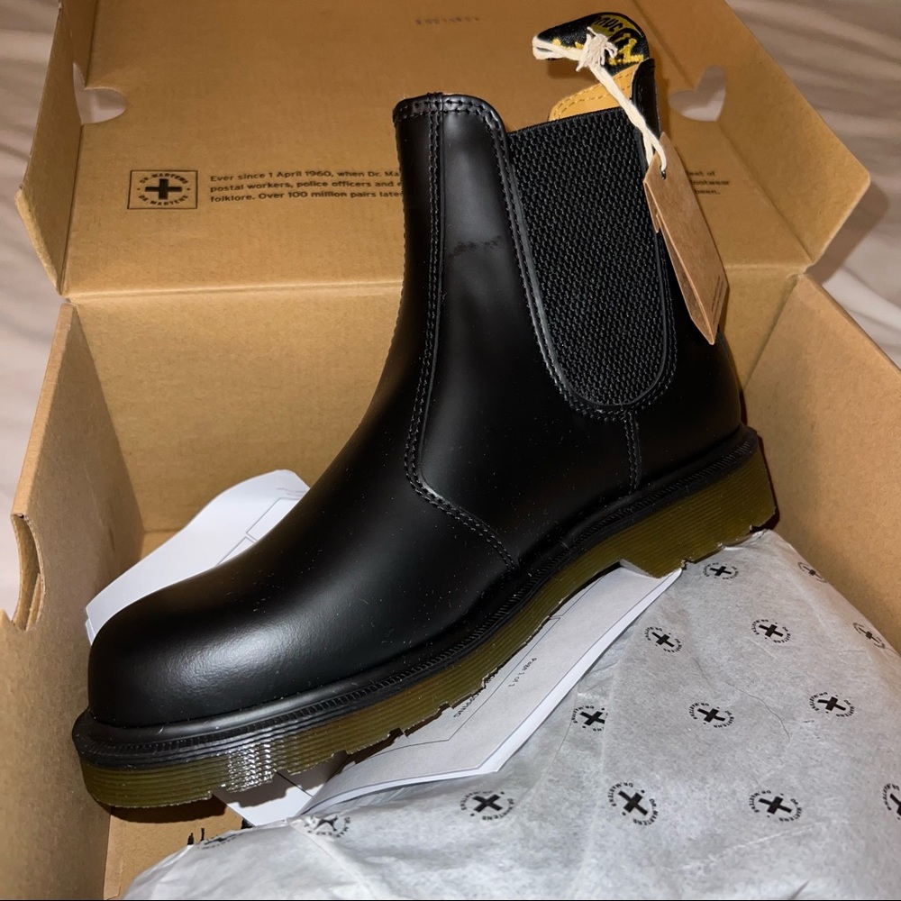 Doc marten Chelsea boots